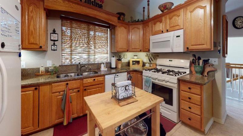 120 Winding Meadow By Vacation Rentals For You Monument Dış mekan fotoğraf
