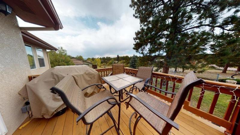 120 Winding Meadow By Vacation Rentals For You Monument Dış mekan fotoğraf